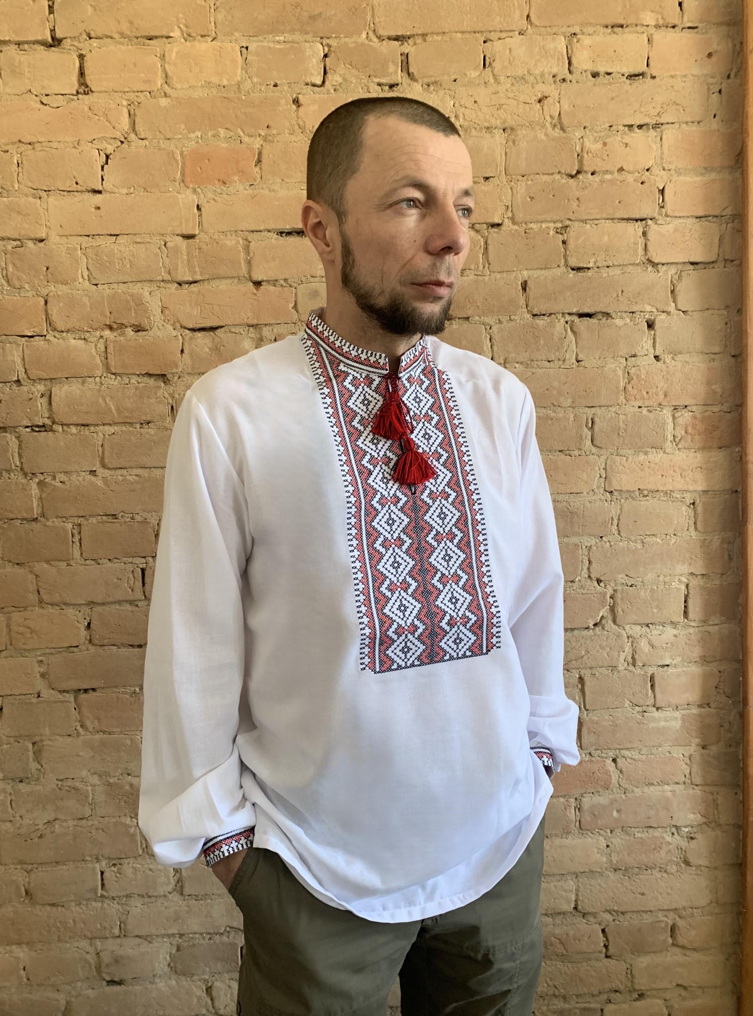 Вишиванка чоловіча Скрипка натуральна з червоним орнаментом р. 42 Білий (4410/42)