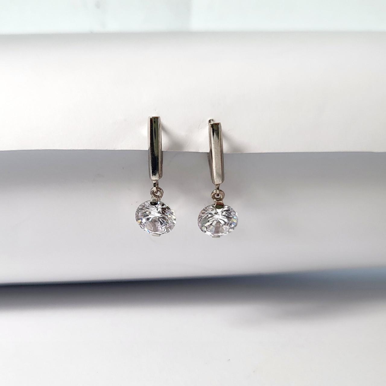 Серьги Камень с подвеской из серебра 925 пробы 3,44 г