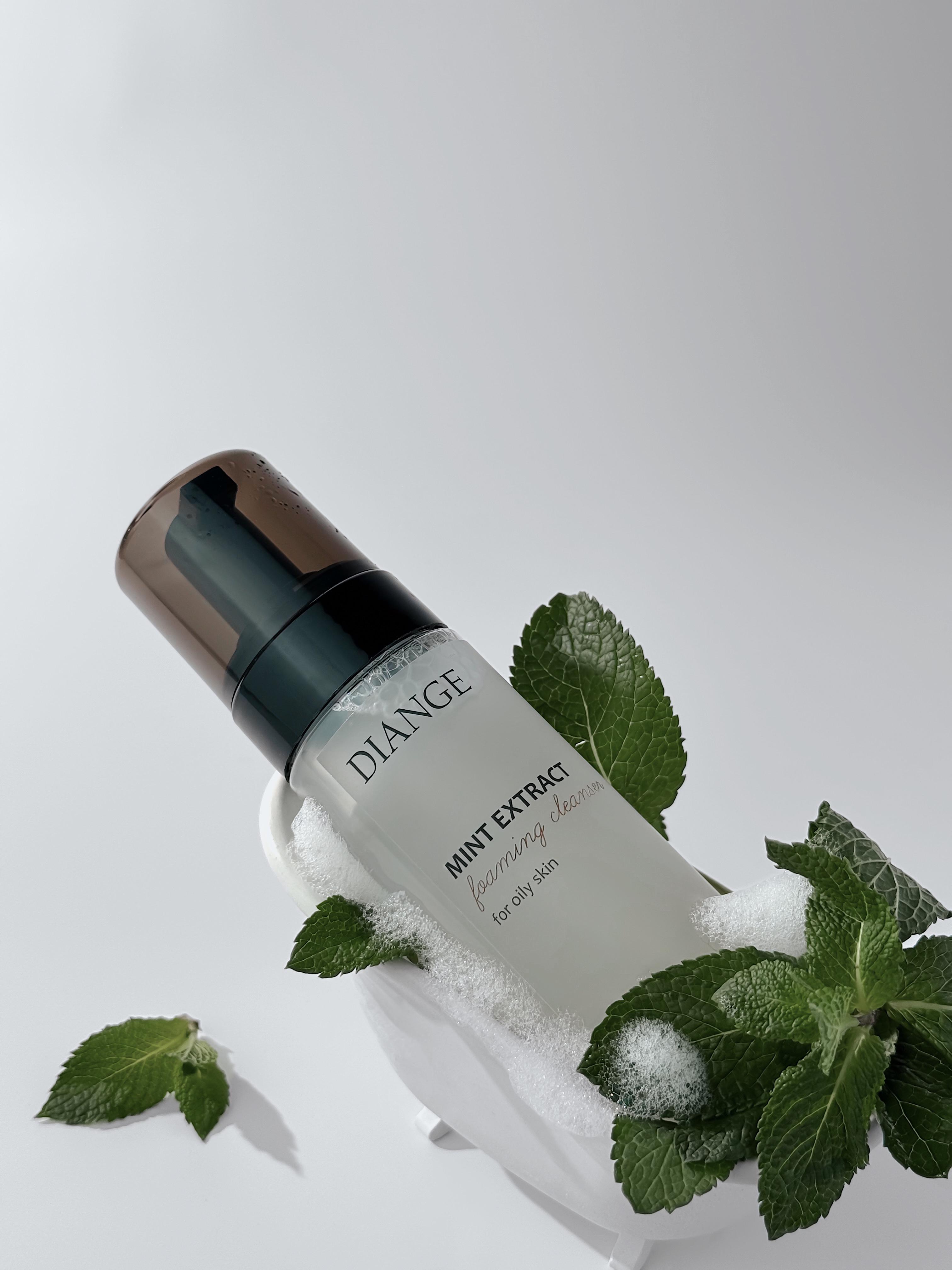 Очищающая пенка с экстрактом мяты для жирной кожи MINT EXTRACT 150 мл