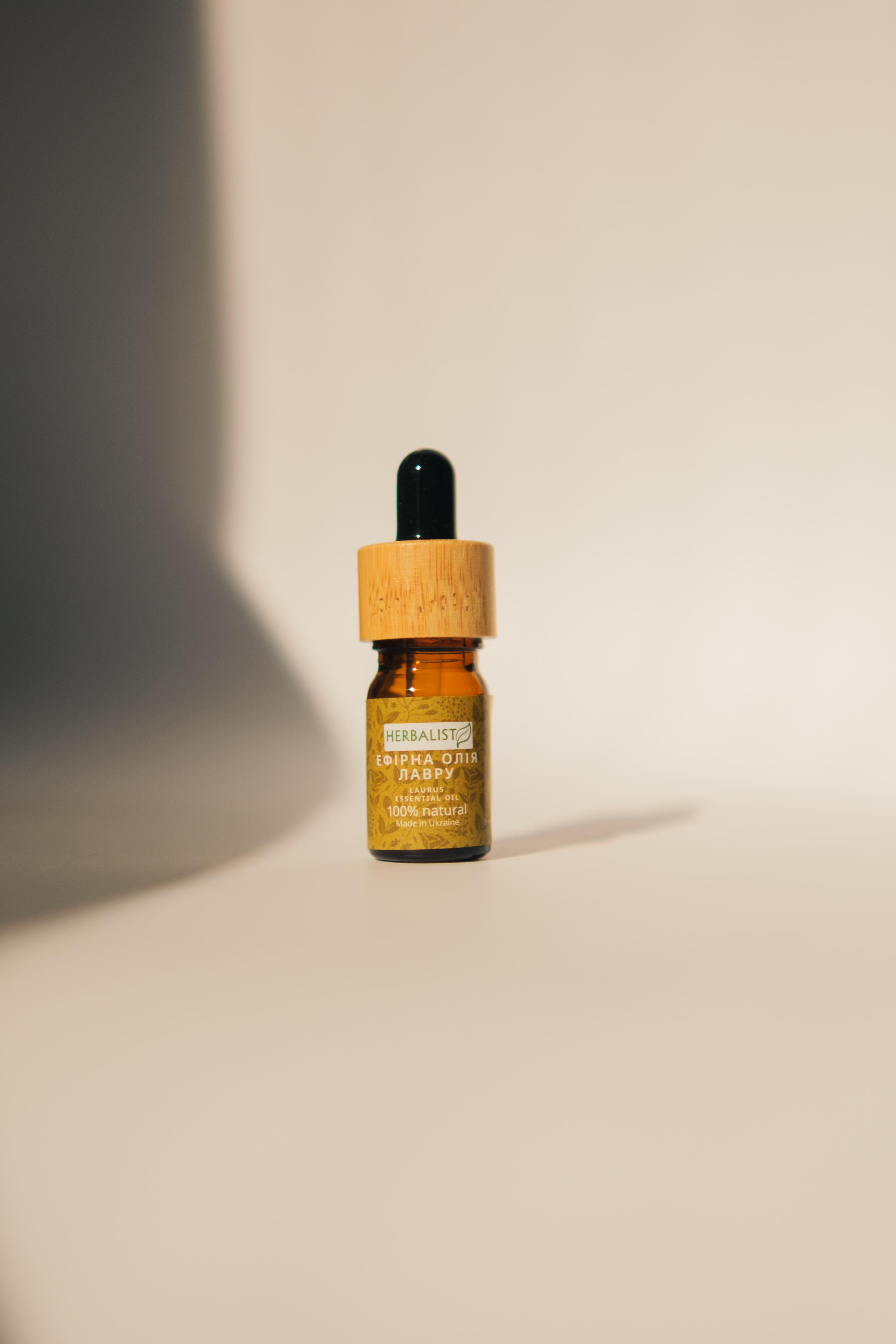 Ефірна олія лавру HERBALIST 100% натуральний концентрат 10 мл (31145364)