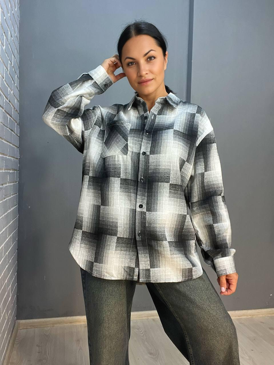 Сорочка жіноча Baoyu 225 картата оверсайз фланель подовжена спинка OS Чорний (2606) - фото 3 Сорочка жіноча Baoyu 225 картата оверсайз фланель подовжена спинка OS Чорний (2606) - фото 3