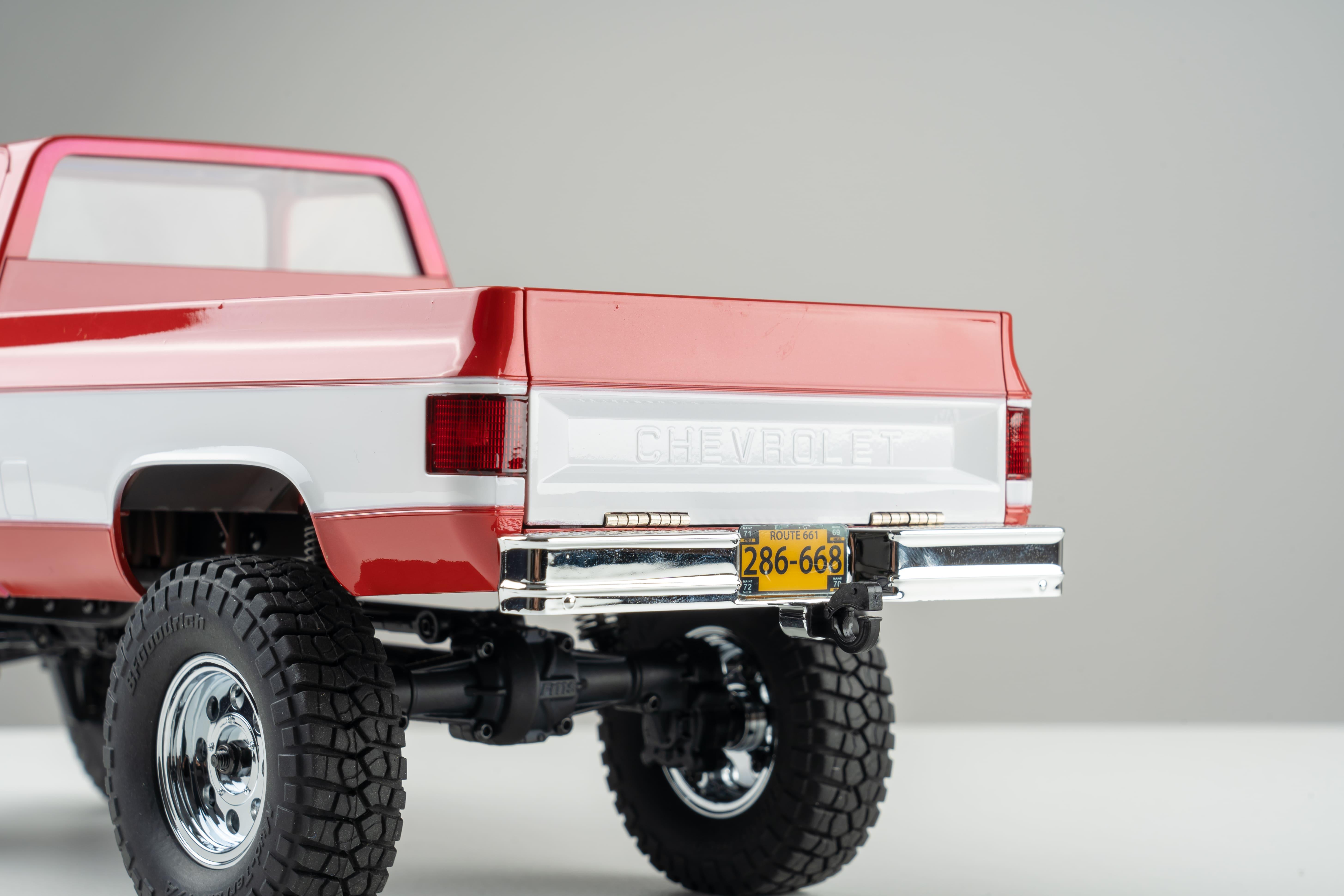 Машинка на радиоуправлении FMS 1:18Chevrolet K10 RTR Красный - фото 17 Машинка на радиоуправлении FMS 1:18Chevrolet K10 RTR Красный - фото 17