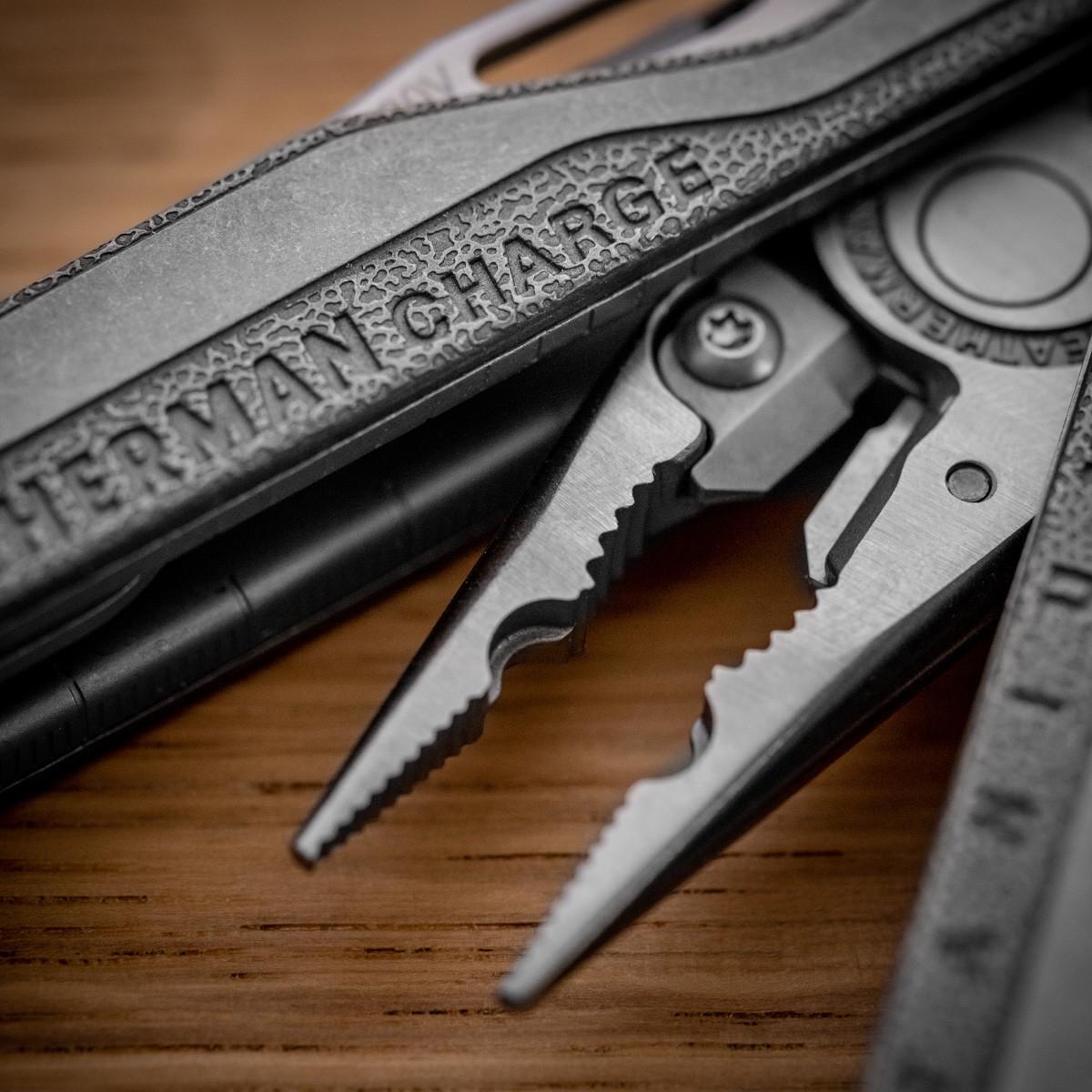 Мультитул Leatherman Charge TTi Plus 19 инструментов с чехлом (832528) - фото 10