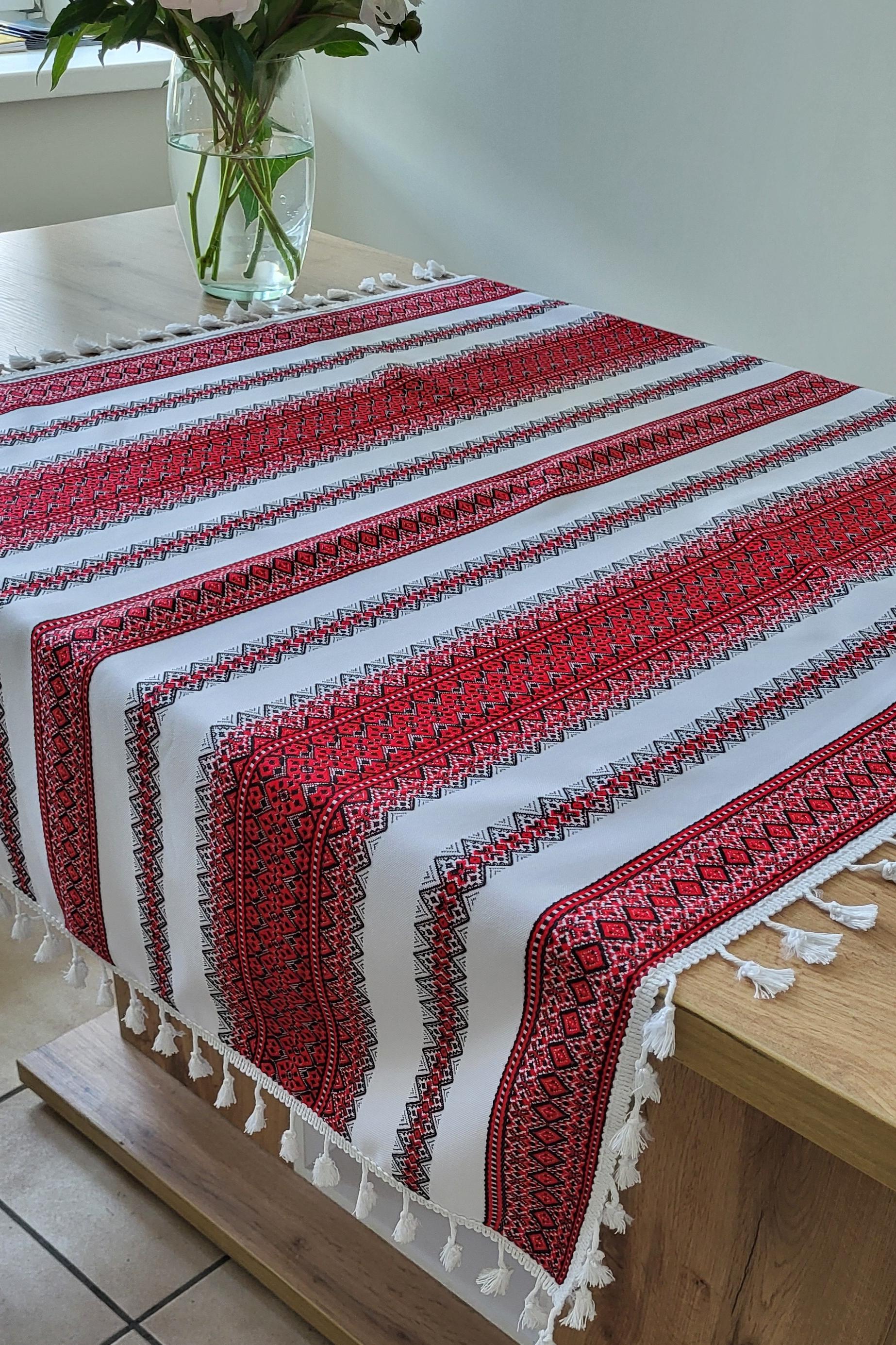 Скатерть ткано-декоративная -ранер с вышивкой Пионы 800x1500 Красный (Арт-081ск) - фото 3 Скатерть ткано-декоративная -ранер с вышивкой Пионы 800x1500 Красный (Арт-081ск) - фото 3