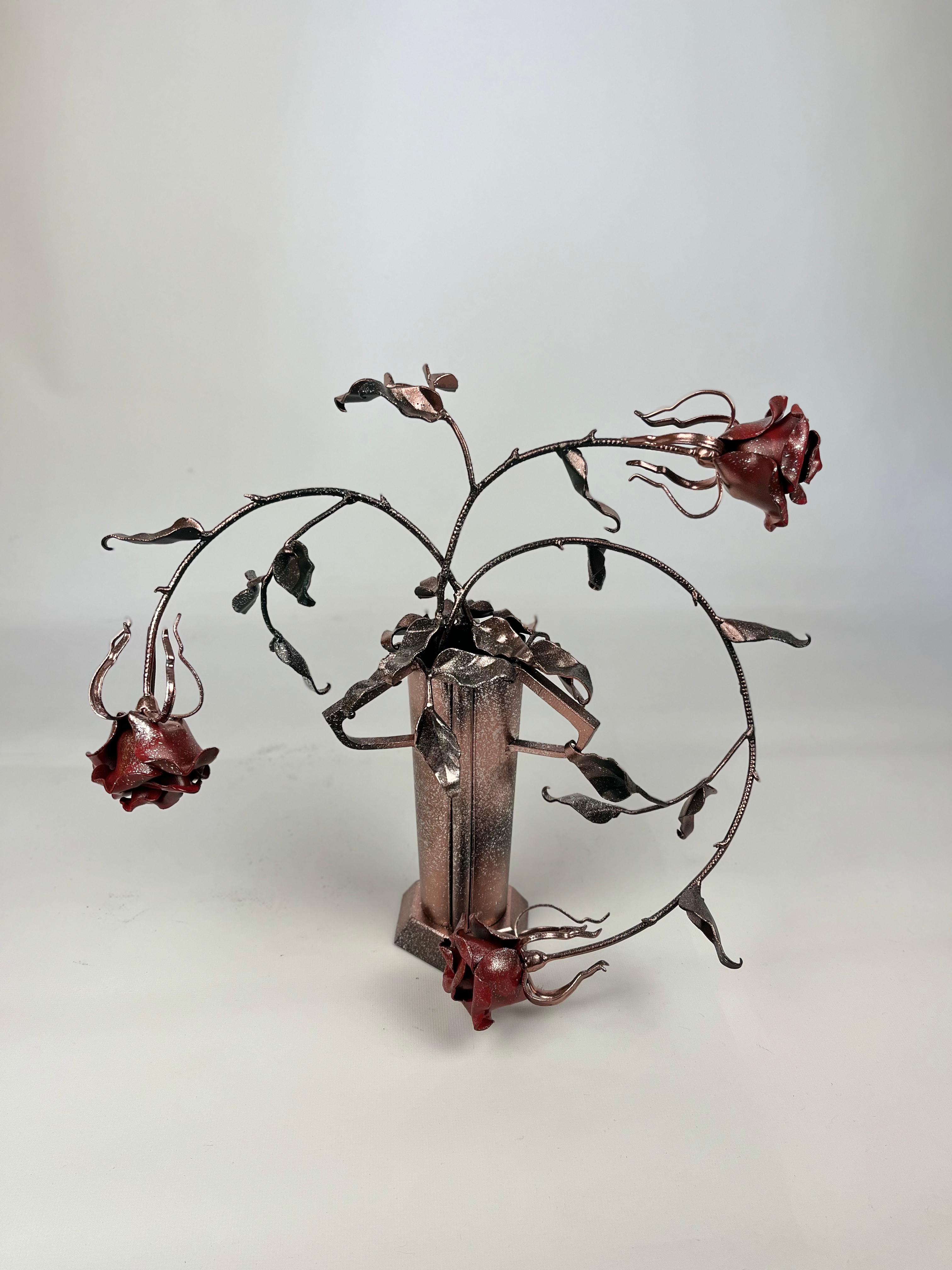 Ваза кованая с розами 380 мм