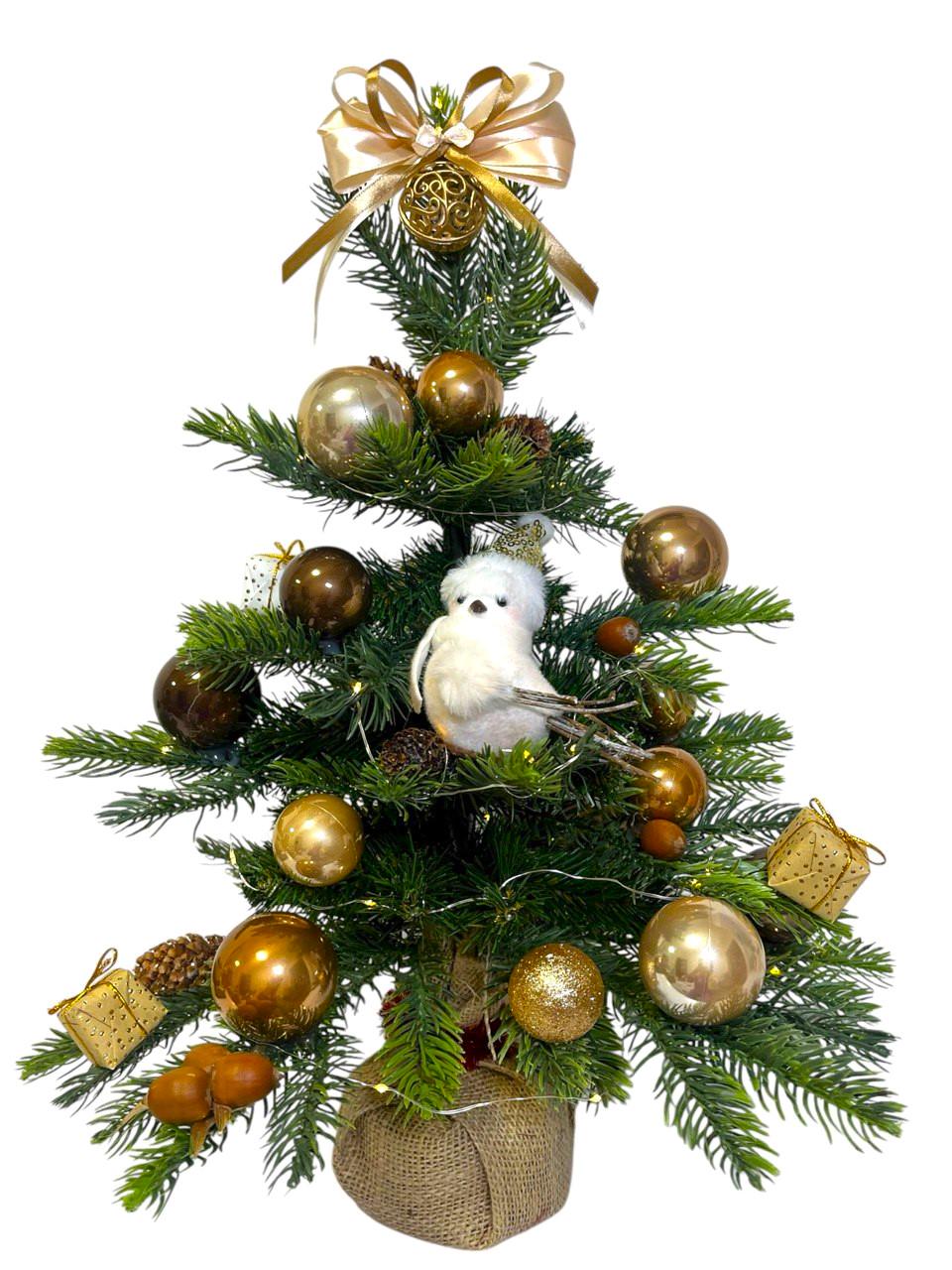 Искусственная елка литая Элегия с кофейным декором 0,45 м/с гирляндой Роса 3 м (5564521567)