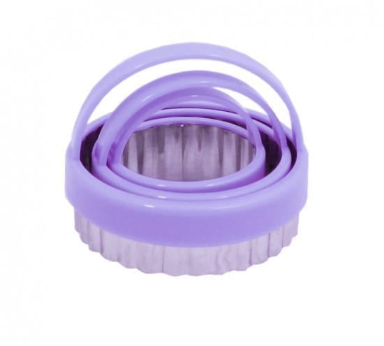 Набор металлических формочек Fissman 3 шт. 7,5x7/5x6/4,5x5 см для вырезания печенья (PR-7467.1.BW)