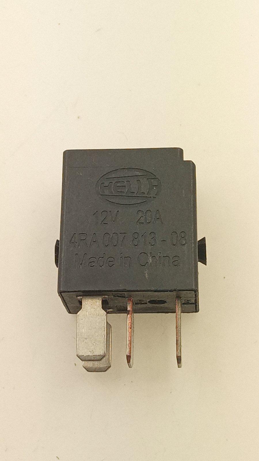 Реле HELLA 4RA007 813-08 A0025428319 12V 20A 23x15x25 (18503)