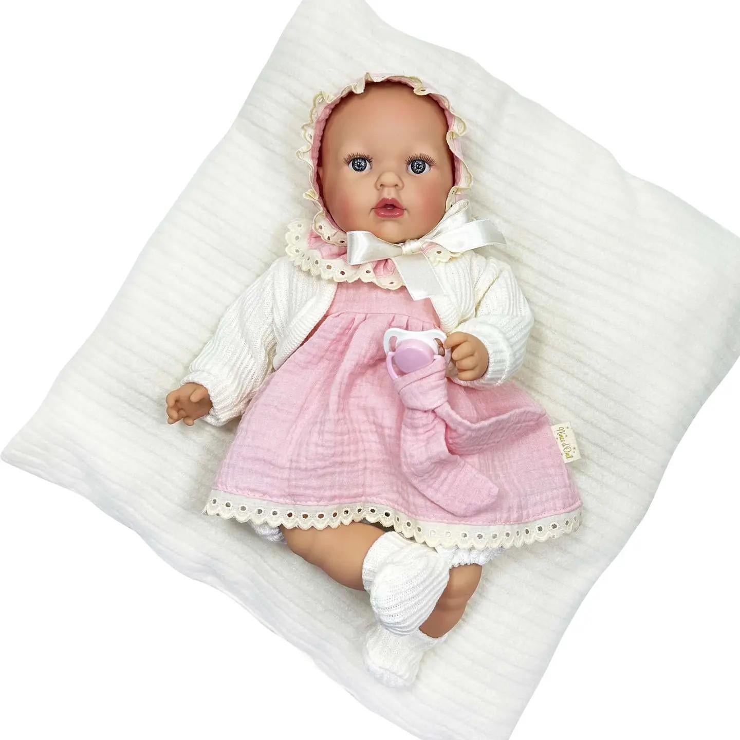 Кукла Nines d'Onil маленькая Тита в розовом платье 40 см