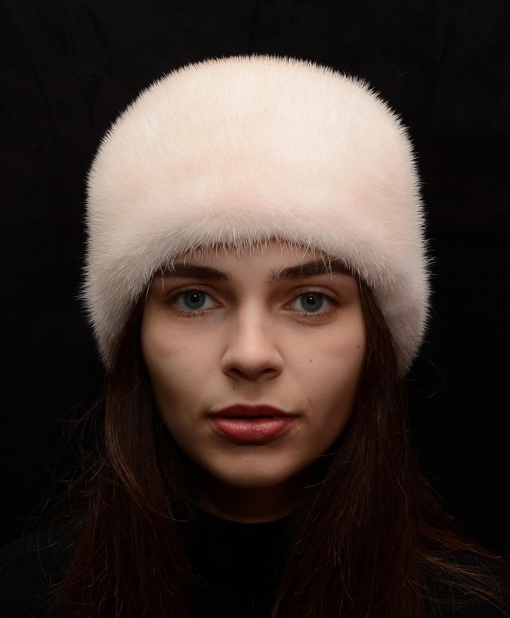 Женская кубанка Меховой стиль Бабочка из натурального меха норки Жемчуг (041/A)