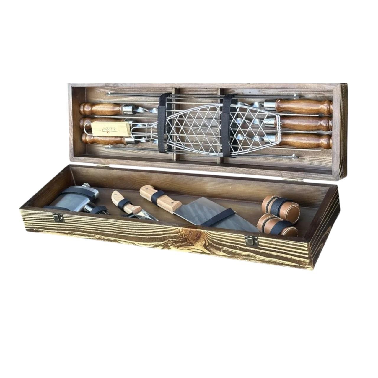 Подарунковий набір шампурів Mzavod Майстер BBQ із нержавіючої сталі в дерев’яному кейсі 720x120x210 мм (136-17-1190210000859)