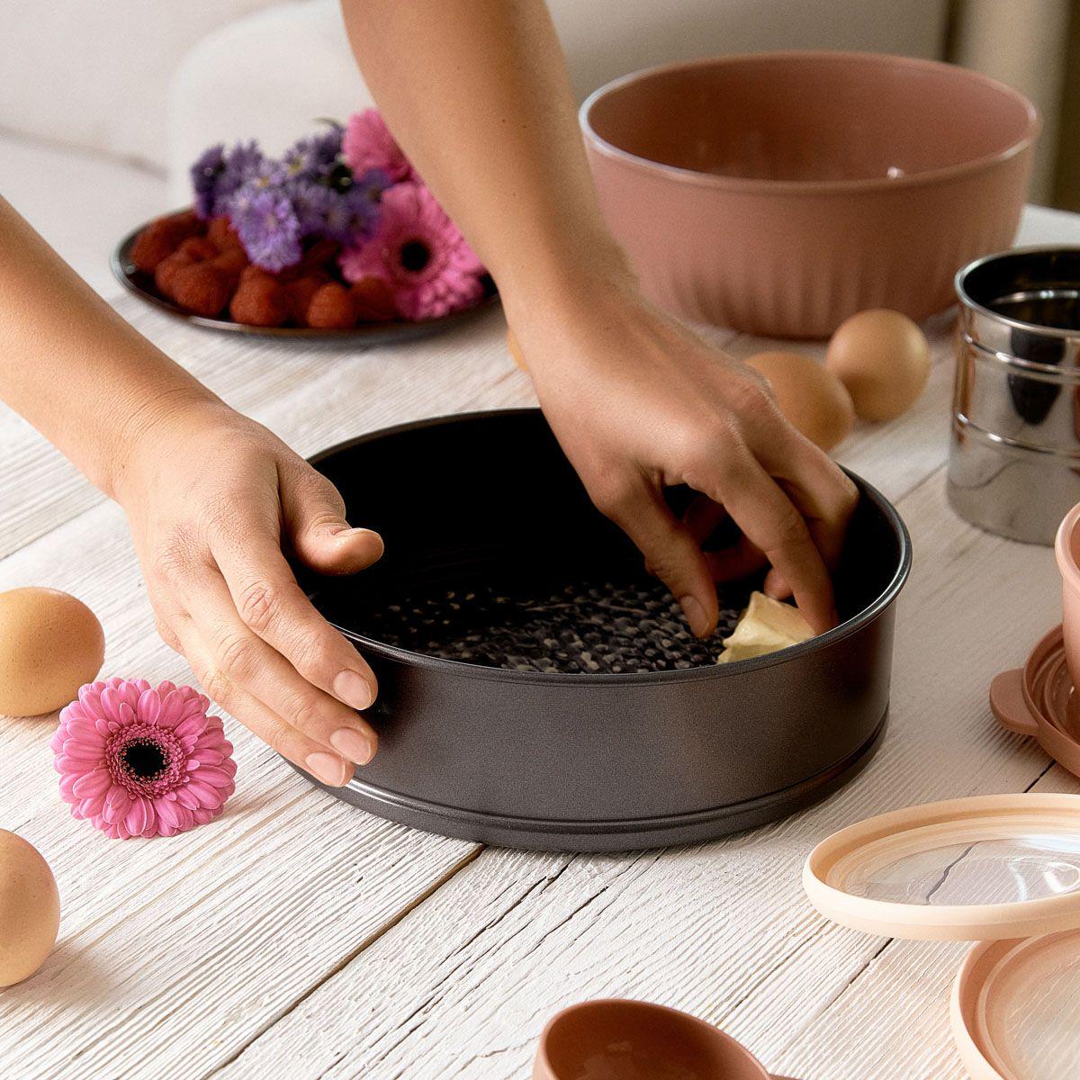 Форма для выпечки с крышкой Homla FEBE 26х7 см Черный (210997) - фото 9 Форма для выпечки с крышкой Homla FEBE 26х7 см Черный (210997) - фото 9