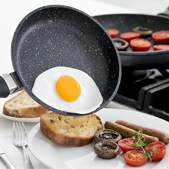 Сковорода Edenberg с крышкой и гранитным антипригарным покрытием 26 см (EB-4135) - фото 4 Сковорода Edenberg с крышкой и гранитным антипригарным покрытием 26 см (EB-4135) - фото 4