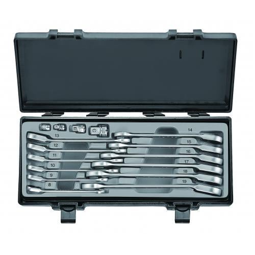 Набір ключів Force ріжково-накидних тріскачкових відігнутих+адаптери 16 пр. (23051840)