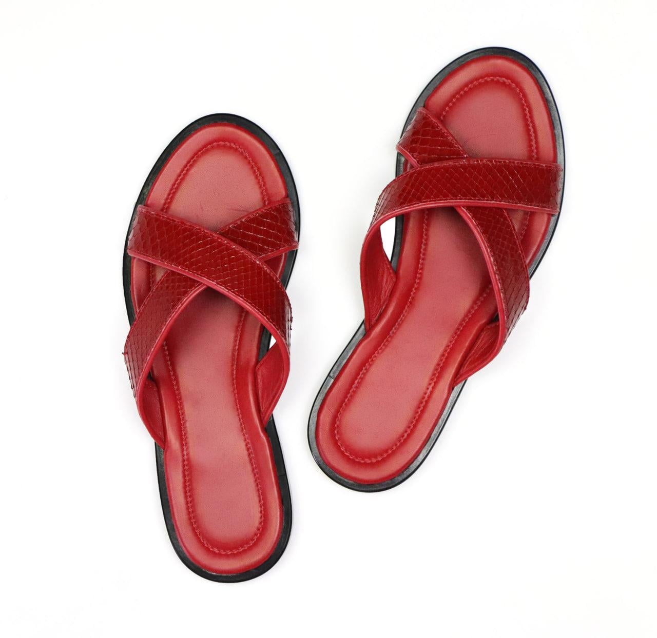 Шлепанцы женские из натуральной кожи красные р, 37 Красный (80528718)