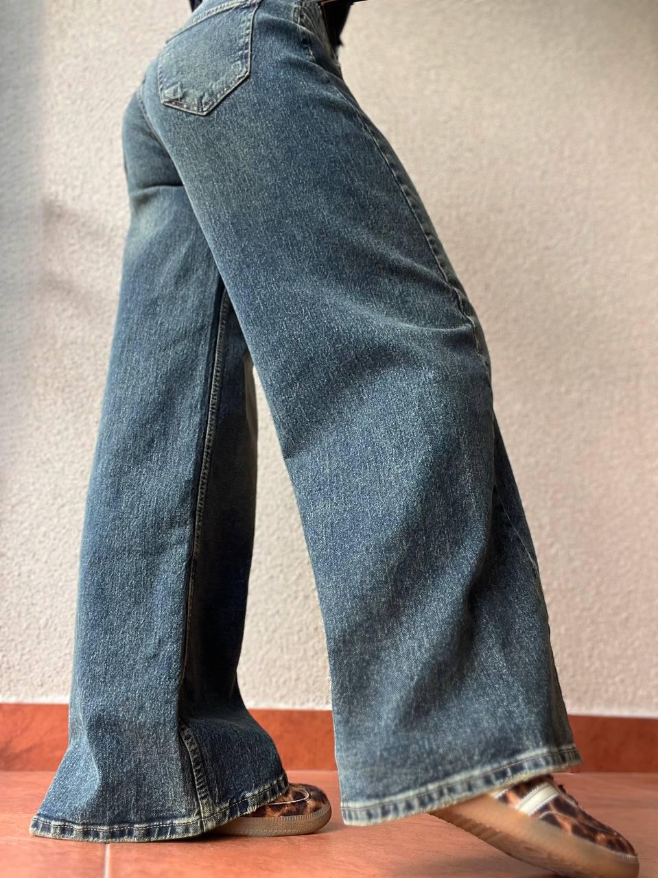 Джинсы женские I8 55526 Palazzo широкие резинка на талии с надписью палаццо косой шов р. 38 Синий с зеленым (2716) - фото 2 Джинсы женские I8 55526 Palazzo широкие резинка на талии с надписью палаццо косой шов р. 38 Синий с зеленым (2716) - фото 2