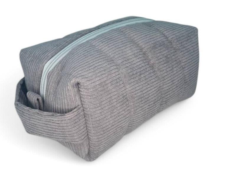 Косметичка женская вельветовая Melani 21х15х10 см Серый Косметичка женская вельветовая Melani 21х15х10 см Серый