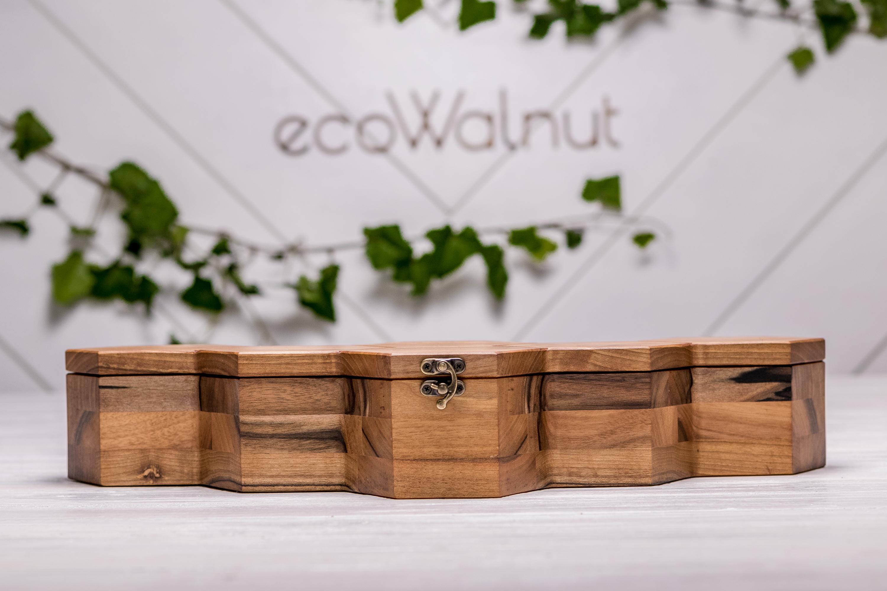 Органайзер дерев'яний EcoWalnut для зберігання годинників з гравіюванням на подарунок (EB-16.6.2) - фото 8