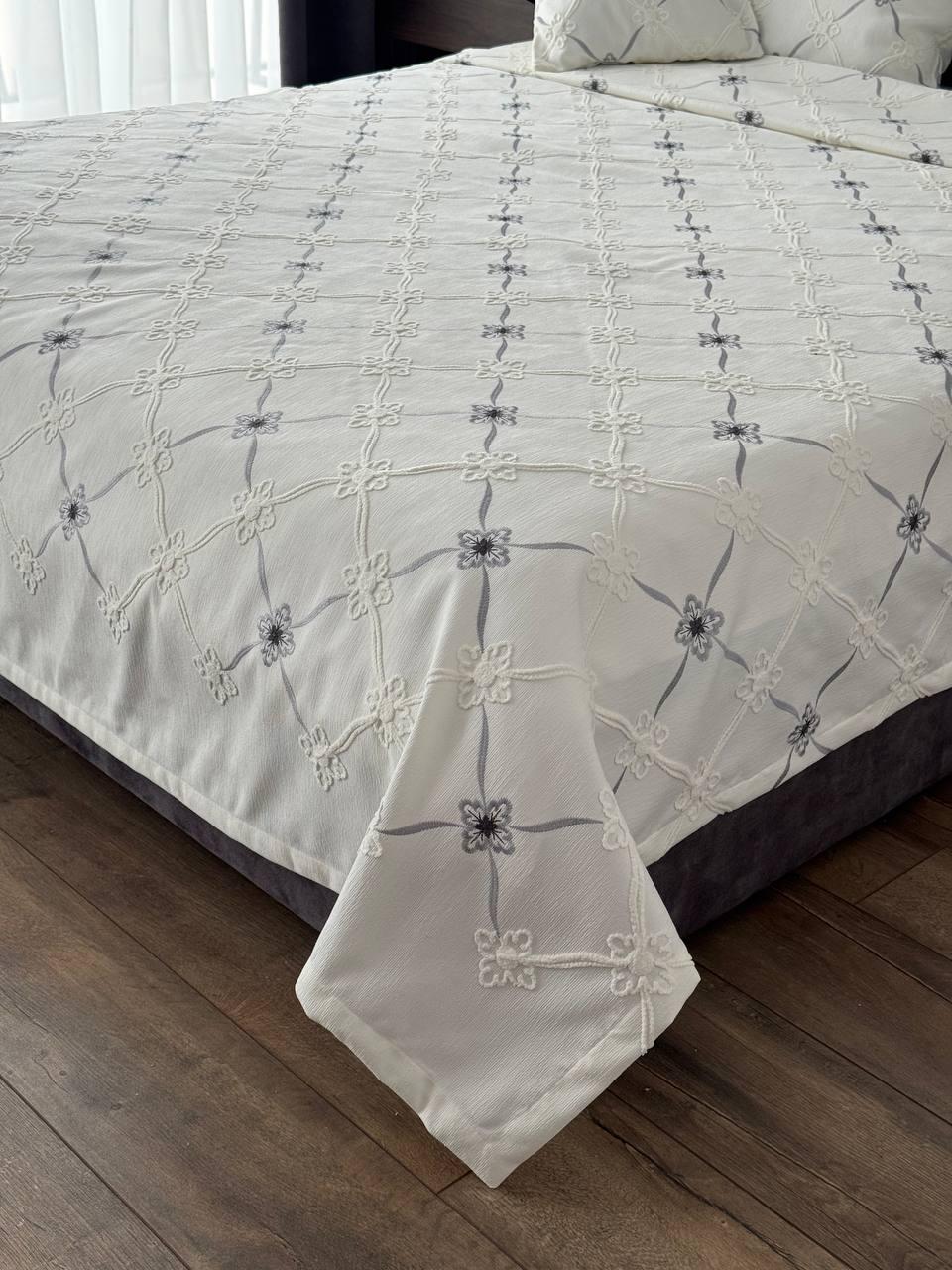 Покривало Бароко №2 бавовна 200х250 см Молочний (55677-2-200x250cm) - фото 10 Покривало Бароко №2 бавовна 200х250 см Молочний (55677-2-200x250cm) - фото 10