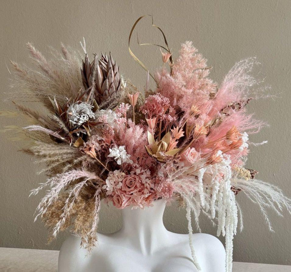 Букет из сухоцветов и стабилизированных цветов розовое дыхание 50х35 см Букет из сухоцветов и стабилизированных цветов розовое дыхание 50х35 см