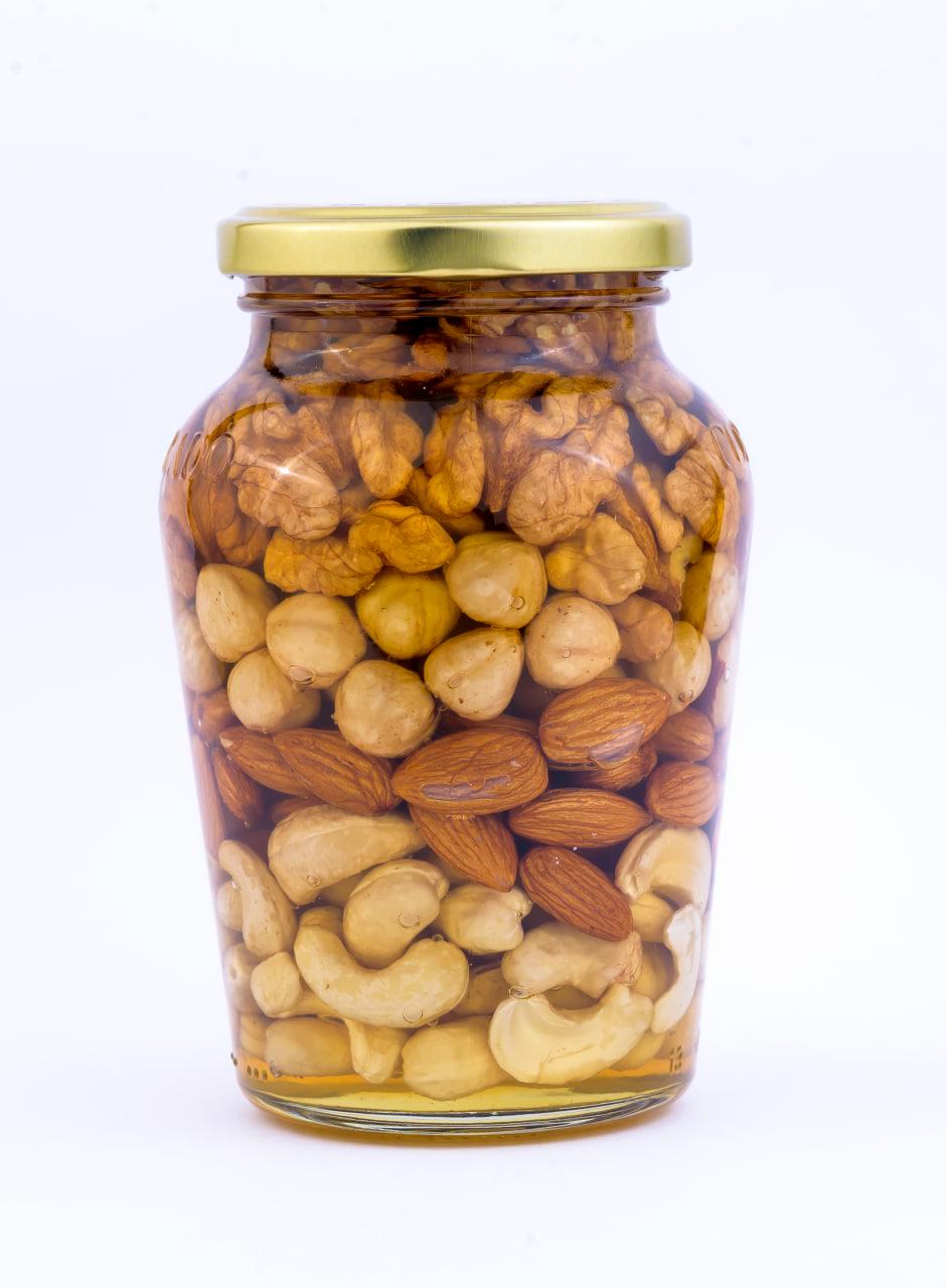 Горіхи LOVE HONEY Асорті фундук/кешʼю/мигдаль/волоський горіх та травневий мед без цукру 570 г