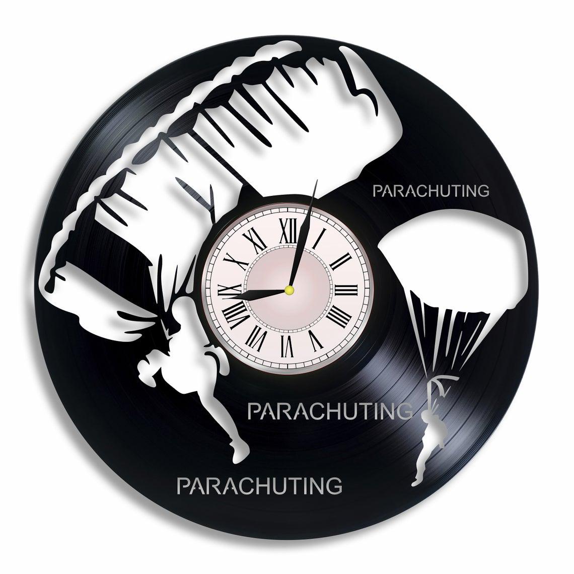 Часы настенные Парашютист 2441 из виниловой пластинки