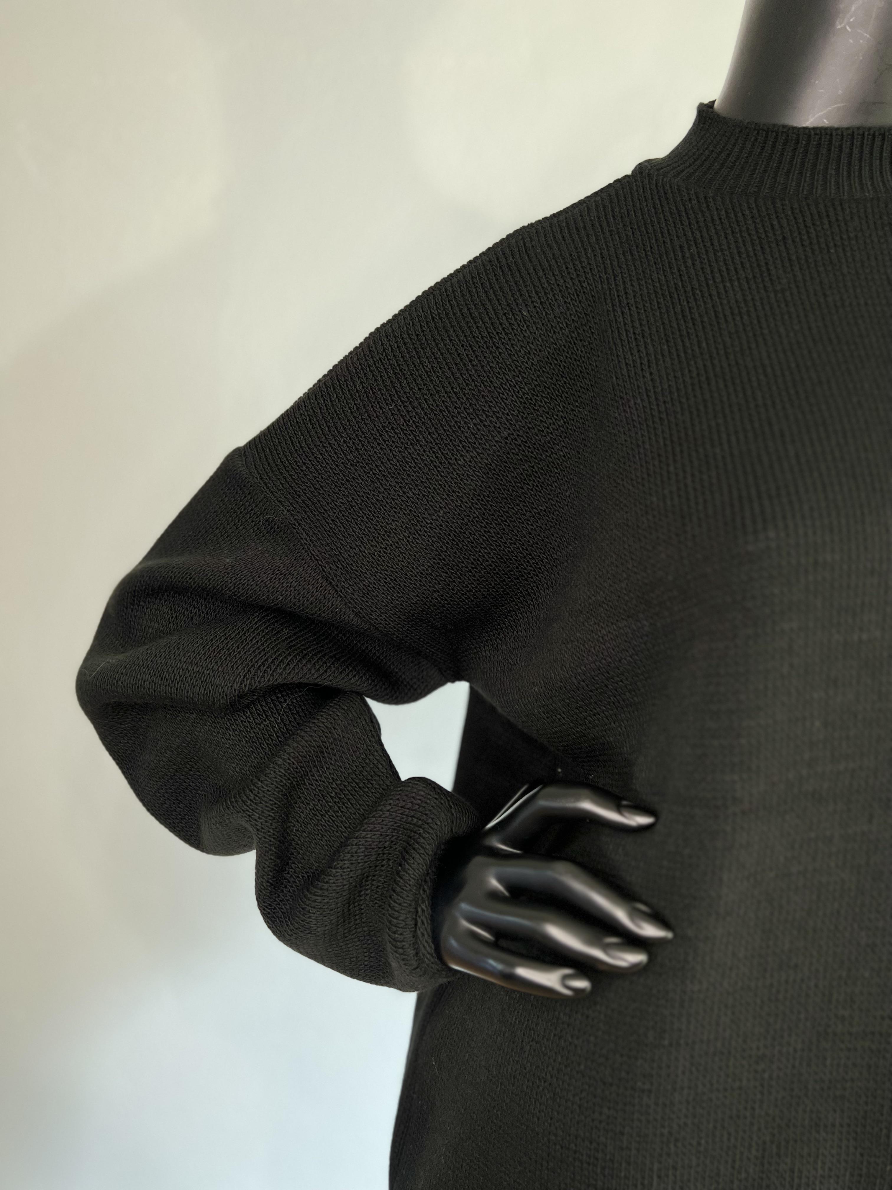 Свитер женский вязаный на зиму-весну WALERI one size Черный - фото 4 Свитер женский вязаный на зиму-весну WALERI one size Черный - фото 4