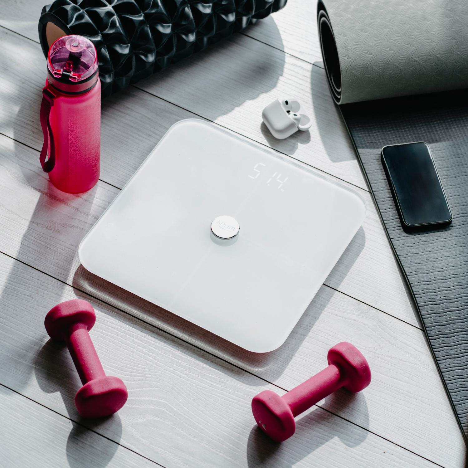 Ваги підлогові електронні Adler AD 8187 Smart до 180 кг 4хАААА автовимкнення White (AD8187W) - фото 6 Ваги підлогові електронні Adler AD 8187 Smart до 180 кг 4хАААА автовимкнення White (AD8187W) - фото 6