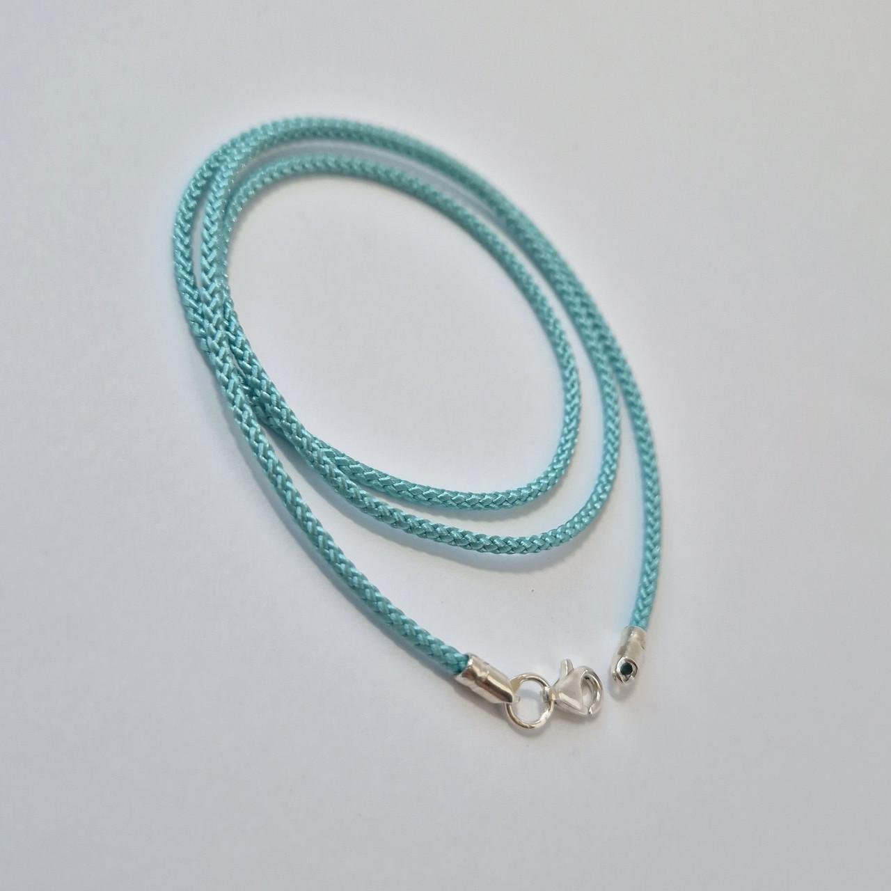 Шнурок на шию срібло 925 проби 0,98 г 2 мм 50 см Блакитний (6010/2ш) - фото 7 Шнурок на шию срібло 925 проби 0,98 г 2 мм 50 см Блакитний (6010/2ш) - фото 7