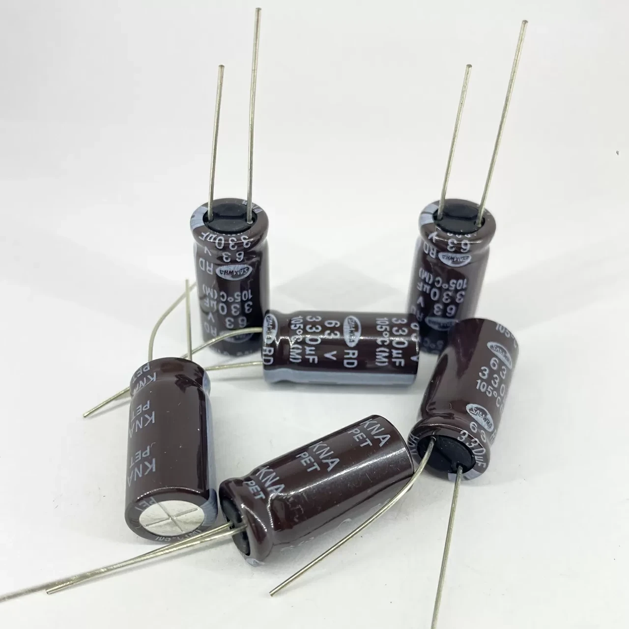Конденсатори електролітичні SAMWHA 330 мкф 63V 10x20 мм 105 °C (1965011336)