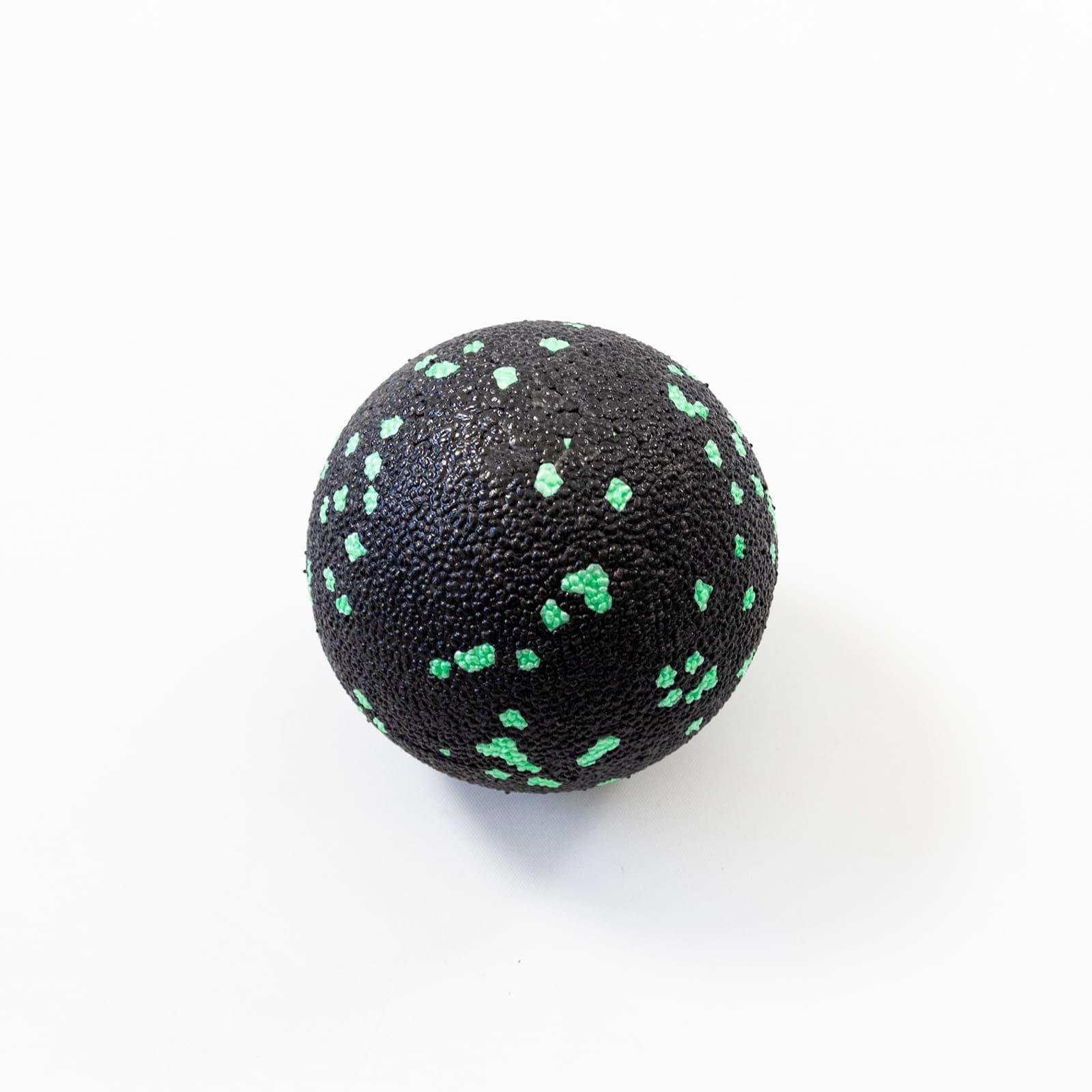 Набор массажный для йоги и фитнеса OSPORT EPP 4в1 массажный валик/йога ролл/массажный мяч МФР Черно-зеленый (OF-0282) - фото 7 Набор массажный для йоги и фитнеса OSPORT EPP 4в1 массажный валик/йога ролл/массажный мяч МФР Черно-зеленый (OF-0282) - фото 7