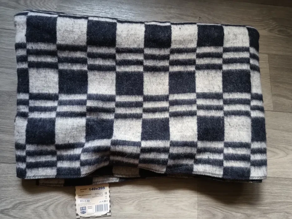 Одеяло полушерстяное 140х205 см - фото 5