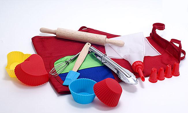 Набор детский для выпечки Молодой Повар 10 пр. (BD-550-150)