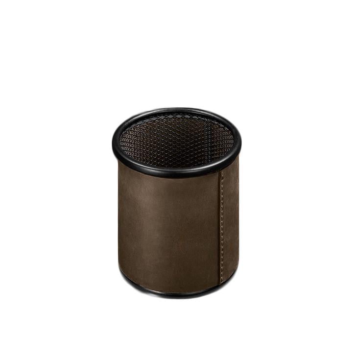 Стакан для ручек в кожаном чехле Crazy Horse Темно-коричневый (A-027817) Стакан для ручек в кожаном чехле Crazy Horse Темно-коричневый (A-027817)