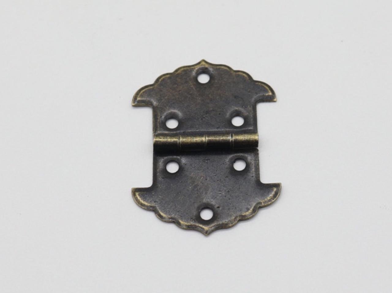 Петля фігурна декоративна 40х30 мм Антична латунь (791272755) - фото 2 Петля фігурна декоративна 40х30 мм Антична латунь (791272755) - фото 2