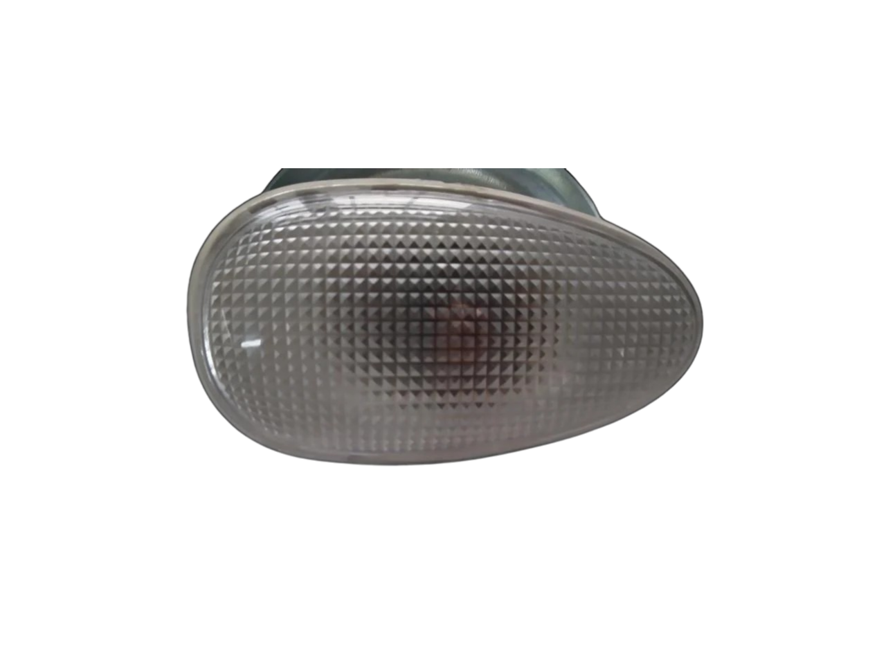 Повторитель поворота EUROEX 96303241W DAEWOO LANOS Белый (3085948121) Повторитель поворота EUROEX 96303241W DAEWOO LANOS Белый (3085948121)
