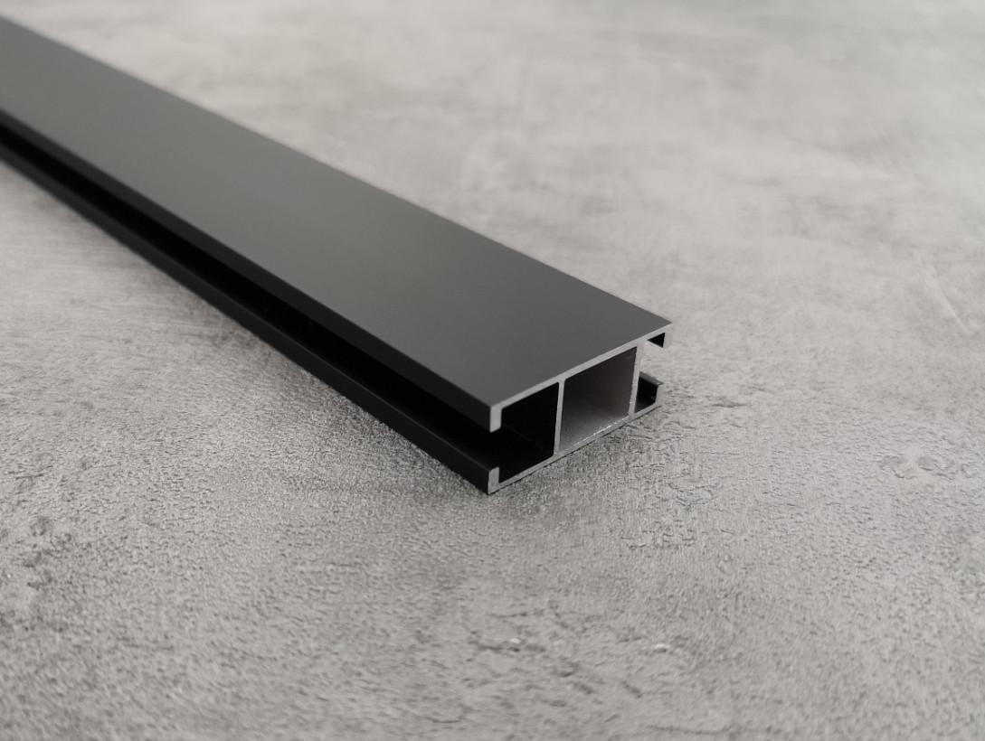 Профиль MARCIN DECOR Скарлайн 2,4 м Черный матовый