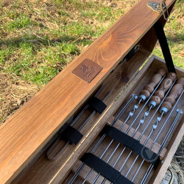 Набір шампурів Gorillas Market Лось Gorillas BBQ у дерев'яній коробці (hub_wPVb04623) - фото 6 Набір шампурів Gorillas Market Лось Gorillas BBQ у дерев'яній коробці (hub_wPVb04623) - фото 6