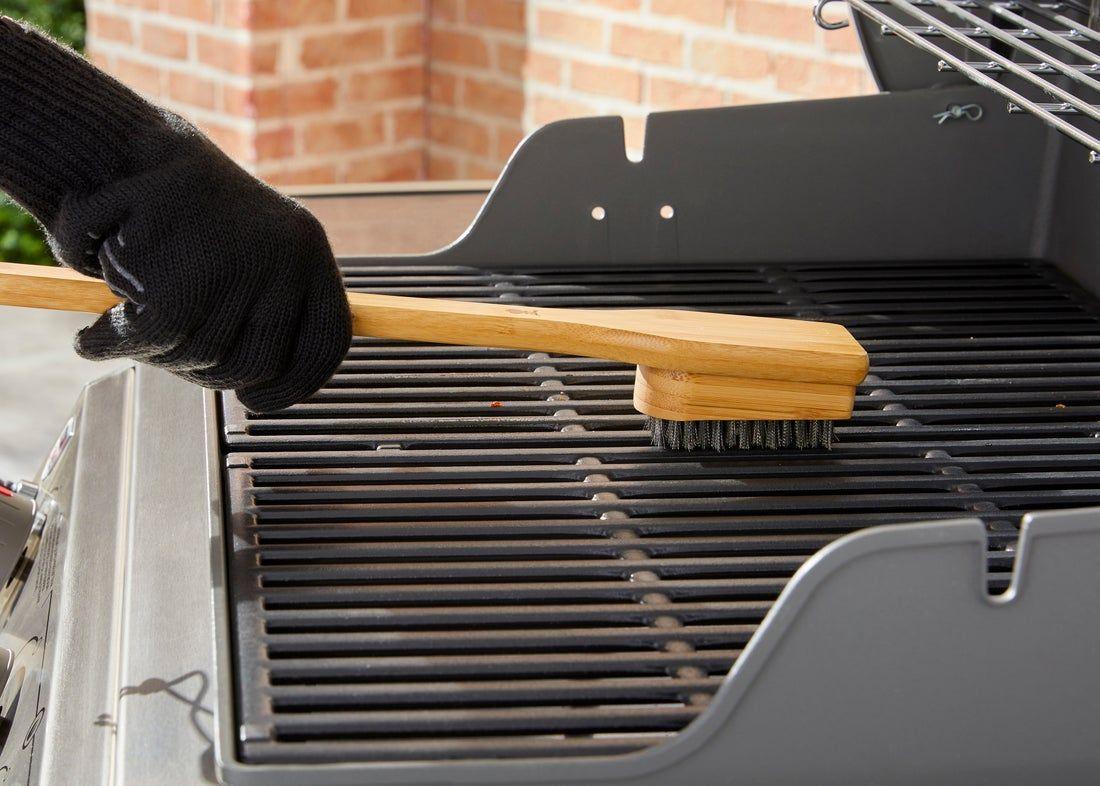 Щетка для гриля из бамбука Weber 46 см (A-013427) - фото 2 Щетка для гриля из бамбука Weber 46 см (A-013427) - фото 2