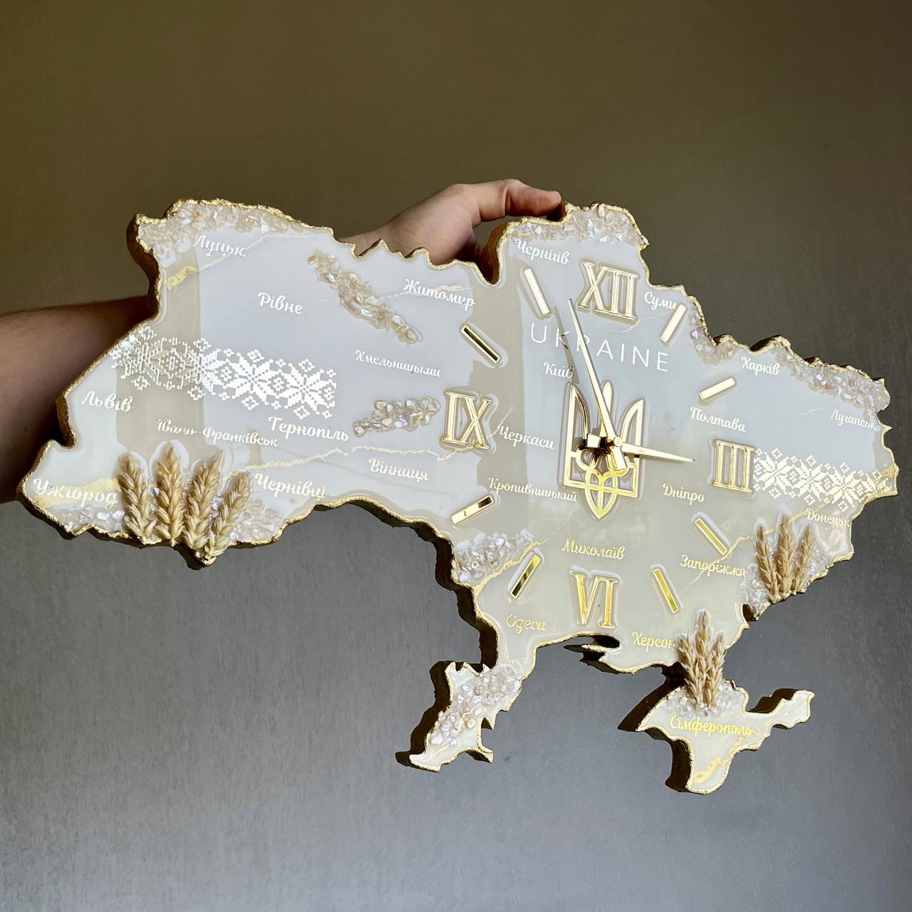 Часы настенные из эпоксидной смолы Карта Украины 70х45 см