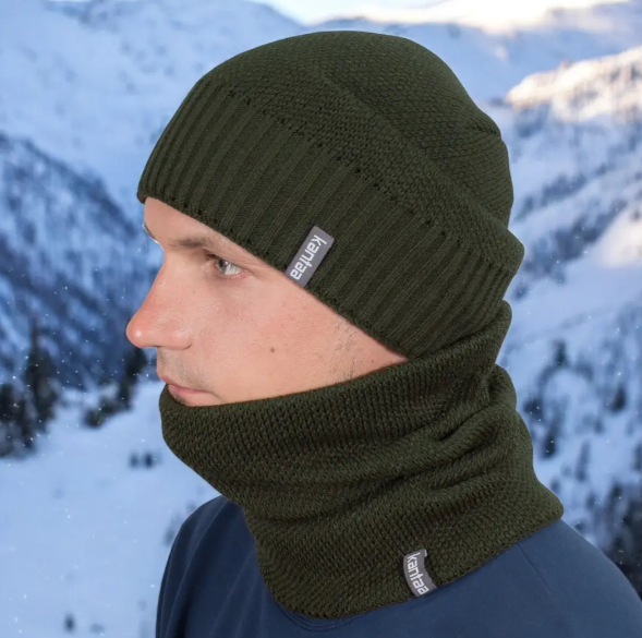 Комплект мужская шапка с отворотом/снуд One Size на флисе Зеленый (29548331) - фото 4 Комплект мужская шапка с отворотом/снуд One Size на флисе Зеленый (29548331) - фото 4