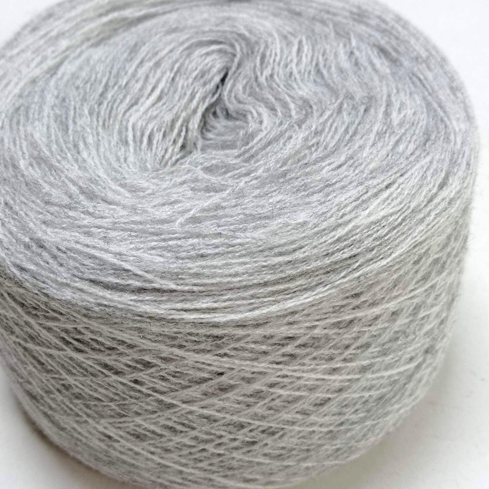 Нитки акрилові для вишивки 50 г Світло-сірий 251 - фото 2 Нитки акрилові для вишивки 50 г Світло-сірий 251 - фото 2