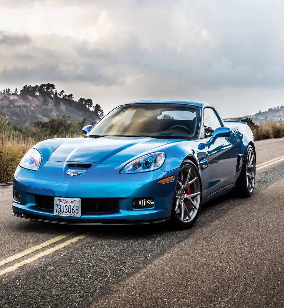 Фотообои WS Wallpaper Голубой Corvette 240x260 см (207)
