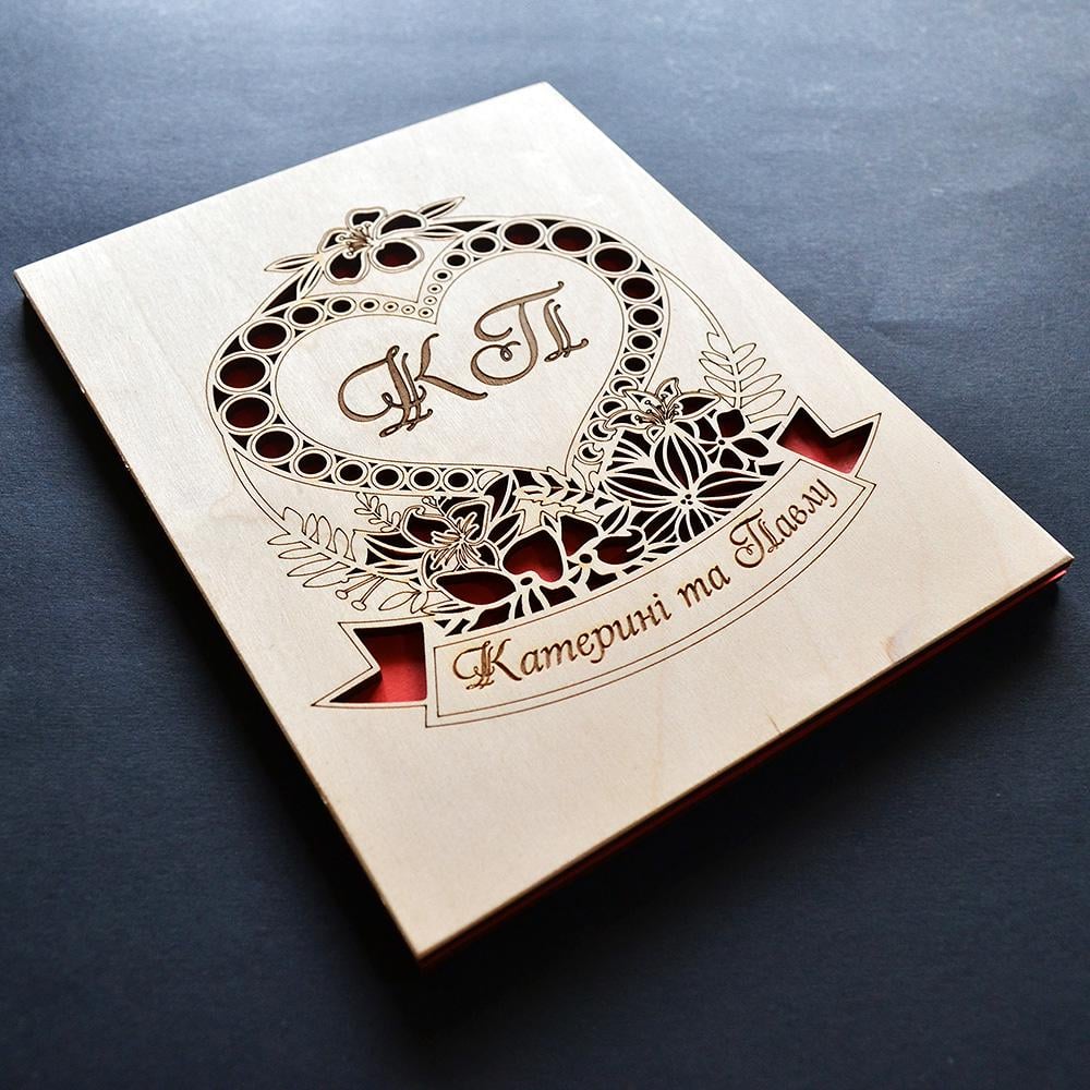 Именная открытка с гравировкой Монограмма 19х14,5 см (card-monogram)