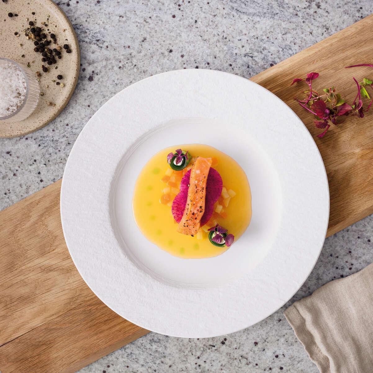 Тарелка обеденная Villeroy & Boch Manufacture Rock Ø27 см Белый (1042402620) - фото 4 Тарелка обеденная Villeroy & Boch Manufacture Rock Ø27 см Белый (1042402620) - фото 4