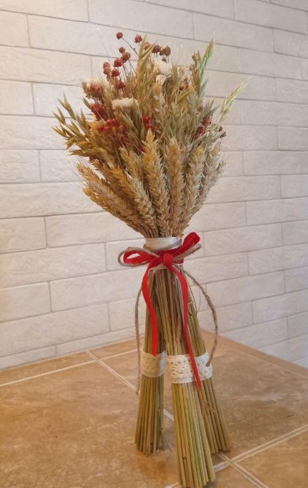 Дидух рождественский из колосья пшеницы/льна и овса на трех ножках 40-45 см с красной лентой (2814660832)