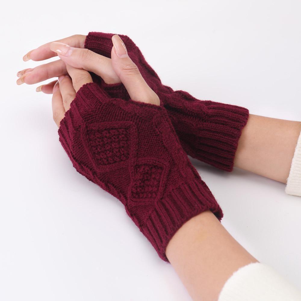 Мітенки в'язані з ромбами One size Бордовий (2423) - фото 1 Мітенки в'язані з ромбами One size Бордовий (2423) - фото 1