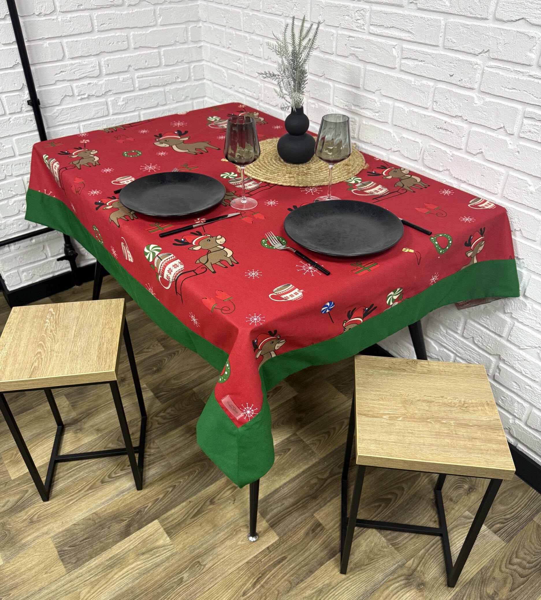 Скатертина новорічна Comfort Home X-mas Fawn водовідштовхувальна з тефлоновим покриттям і кантом 140х180 см (5054475)