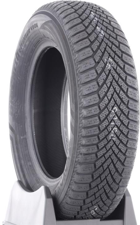 Шина зимняя Yokohama BluEarth Winter V906 225/45 R18 95V