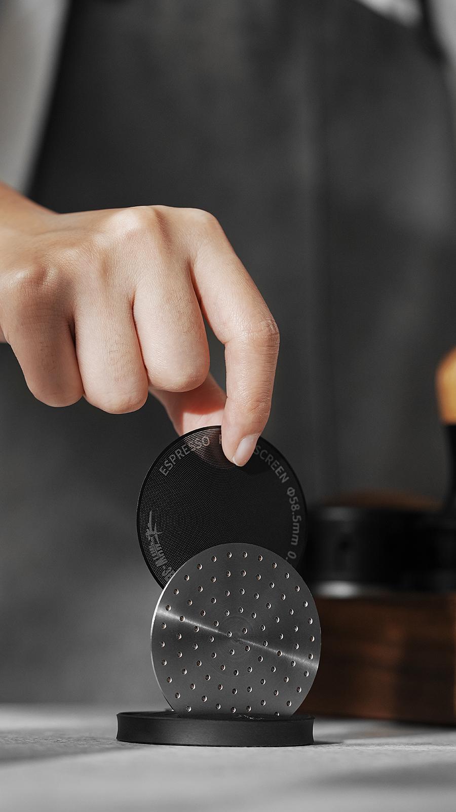 Пак-скрин органайзер универсальный MHW-3BOMBER Espresso Puck Screen Stand 51-58 мм (SP5537-OS) - фото 5 Пак-скрин органайзер универсальный MHW-3BOMBER Espresso Puck Screen Stand 51-58 мм (SP5537-OS) - фото 5